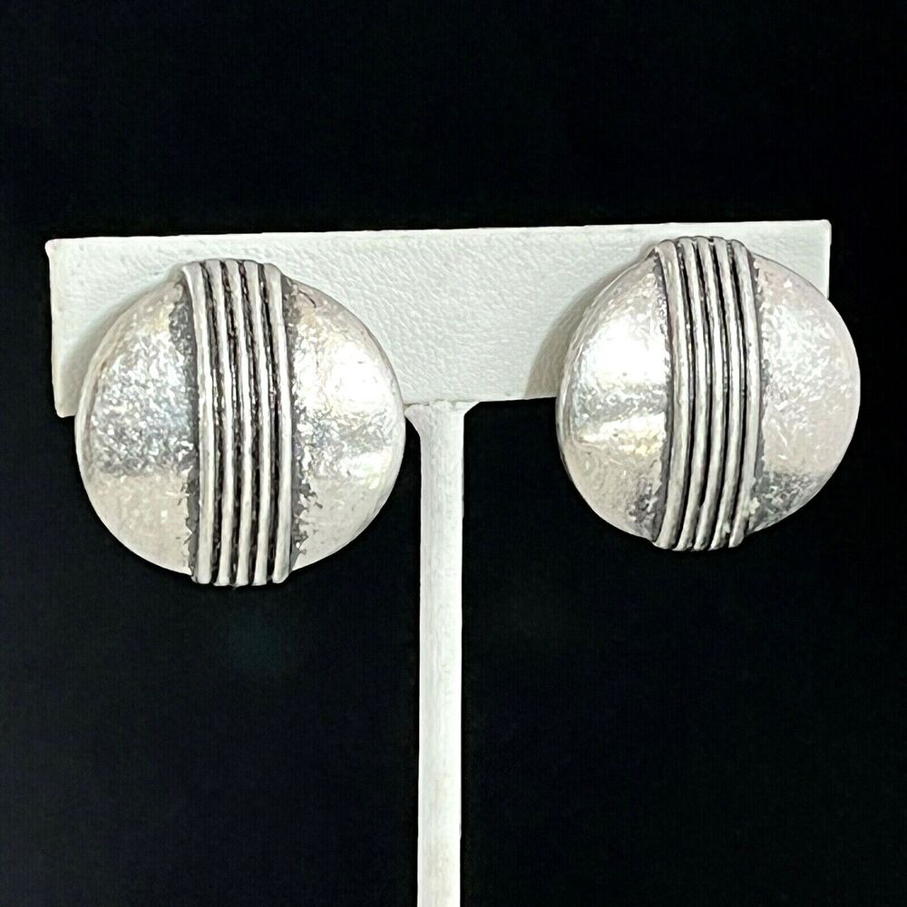 Vintage 1980s Clip Earrings Antique Silver Tone Classic Button - 6U
